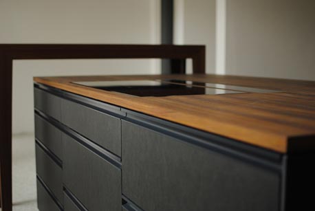 Küchenzeile und Kochinsel