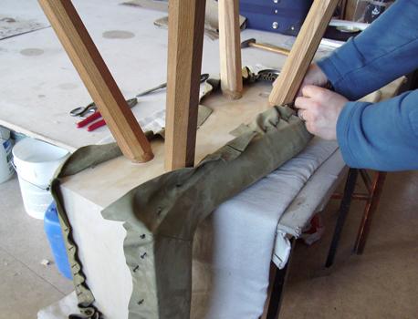 Historischer Sattelstuhl