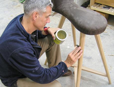 Historischer Sattelstuhl